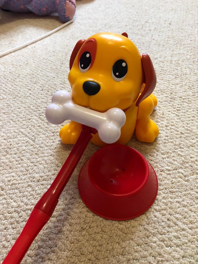 tomy pull along dog